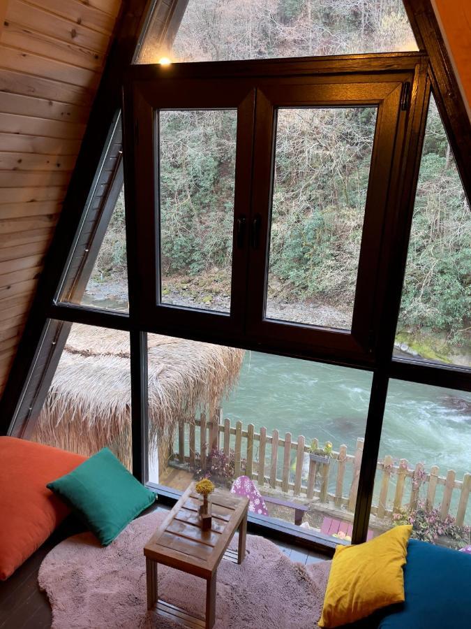 Dream River Exclusive Bungalow Rize Exteriör bild