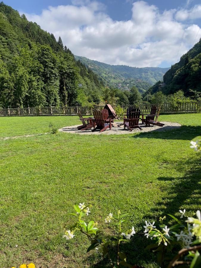 Dream River Exclusive Bungalow Rize Exteriör bild